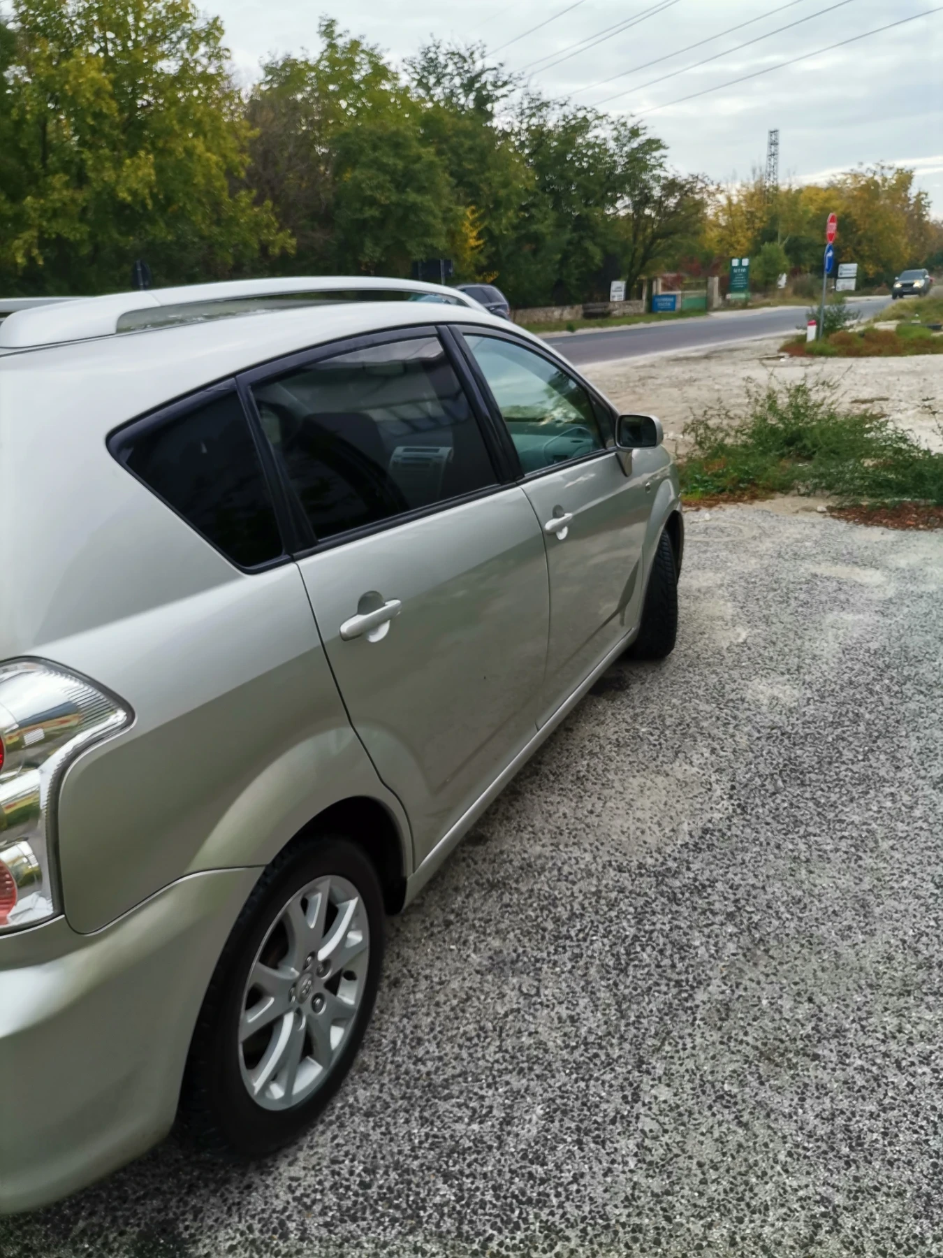 Toyota Corolla verso  - изображение 10 | Auto.bg Toyota Corolla verso  - изображение 10