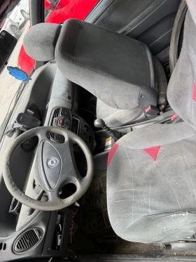 Lancia Y - 666 € / 1302.58 лв. - 77219770 6 | Car24.bg Lancia Y - 666 € / 1302.58 лв. - 77219770 6