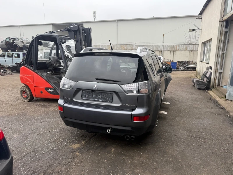 Mitsubishi Outlander 2.0d 4x4 НА ЧАСТИ!!! - 555 € / 1085.49 лв. - 62937647 1 | Car24.bg Mitsubishi Outlander 2.0d 4x4 НА ЧАСТИ!!! - 555 € / 1085.49 лв. - 62937647 1