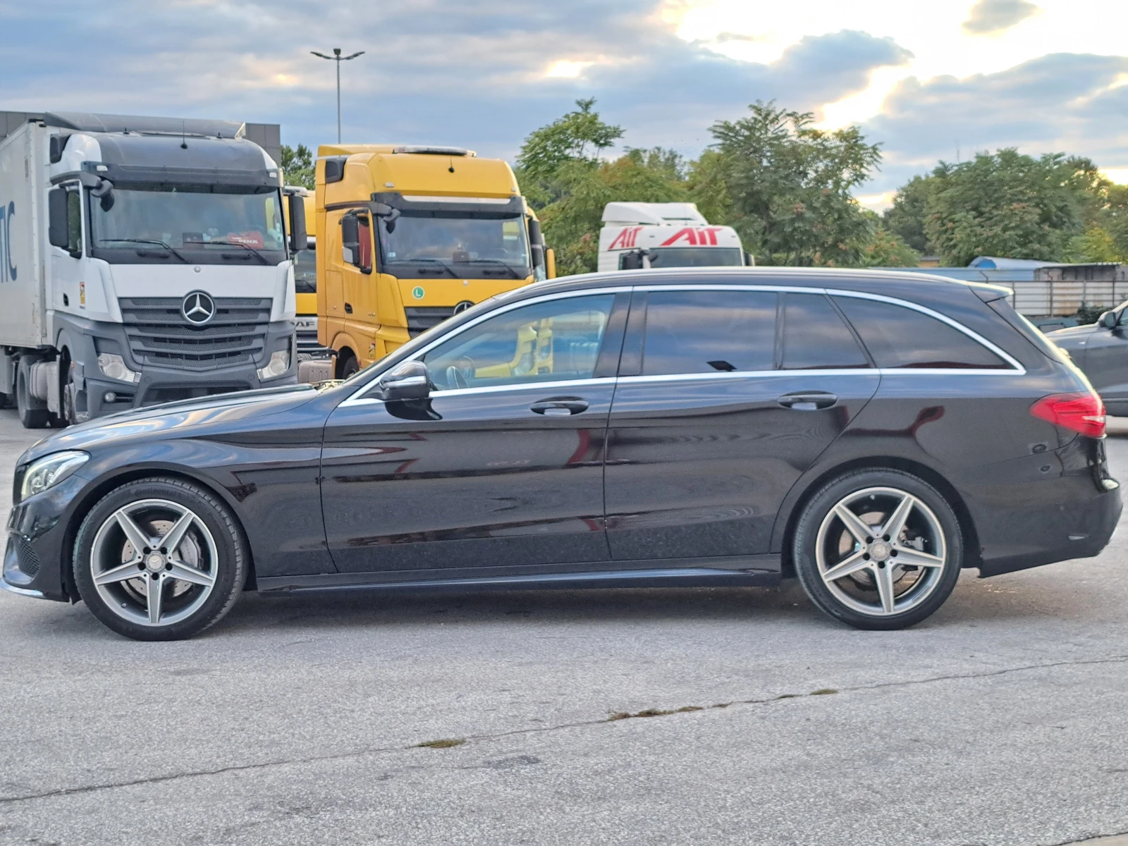 Mercedes-Benz C 220 CDI-AMG-DISTRONIC-BLIND-SPOT-LANE-ASSIST - изображение 8 | Auto.bg Mercedes-Benz C 220 CDI-AMG-DISTRONIC-BLIND-SPOT-LANE-ASSIST - изображение 8