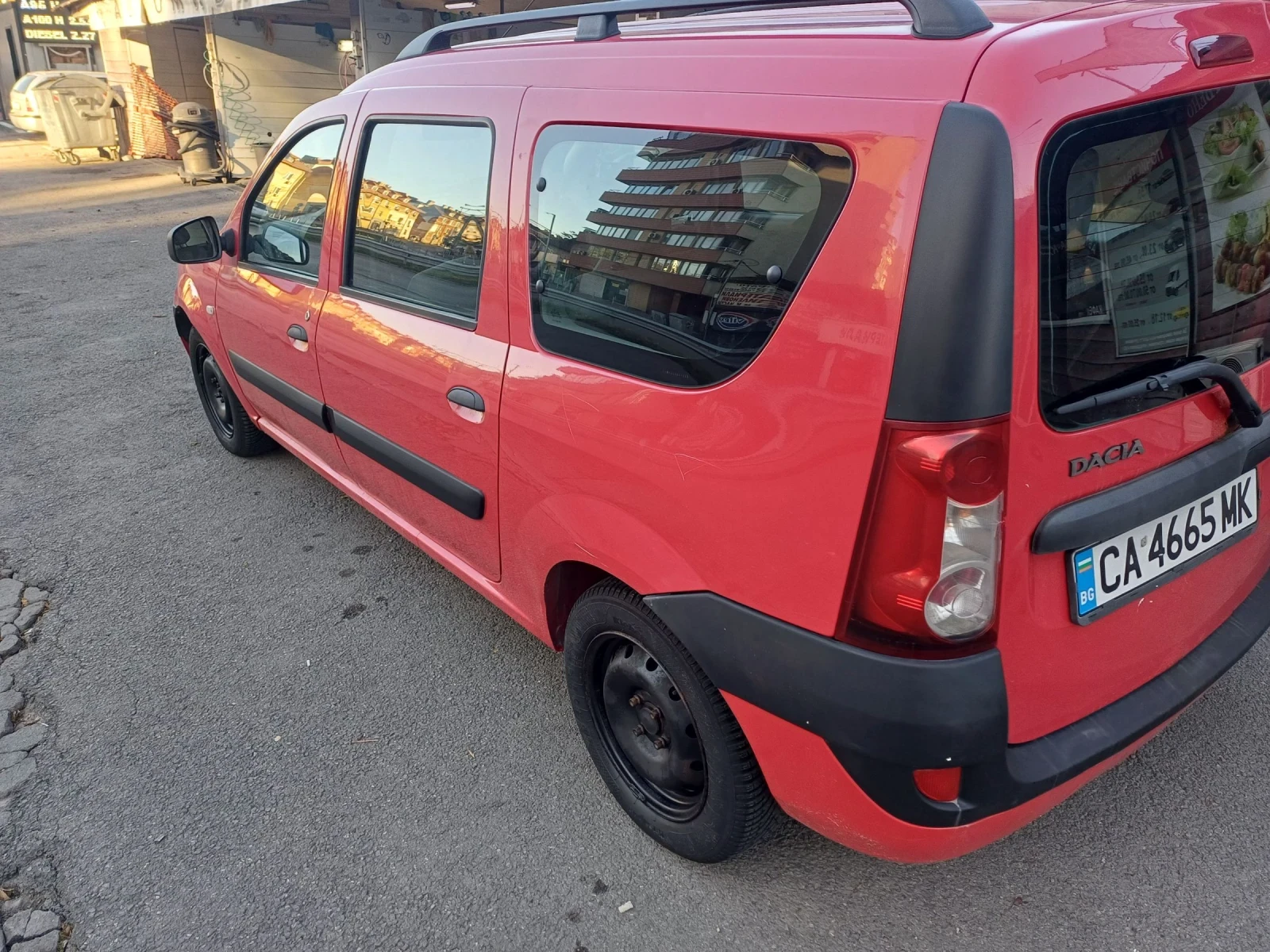 Dacia Logan MCV 1.5DCI 6+ 1 - изображение 4 | Auto.bg Dacia Logan MCV 1.5DCI 6+ 1 - изображение 4