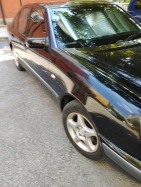 Mercedes-Benz E 220 - цена по договаряне - 13657595 2 | Car24.bg Mercedes-Benz E 220 - цена по договаряне - 13657595 2