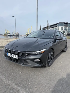 Hyundai Elantra 1.6 Hybrid Luxury