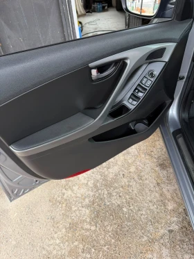Hyundai Elantra Avante | Auto.bg — изображение 16 Hyundai Elantra Avante | Auto.bg — изображение 16