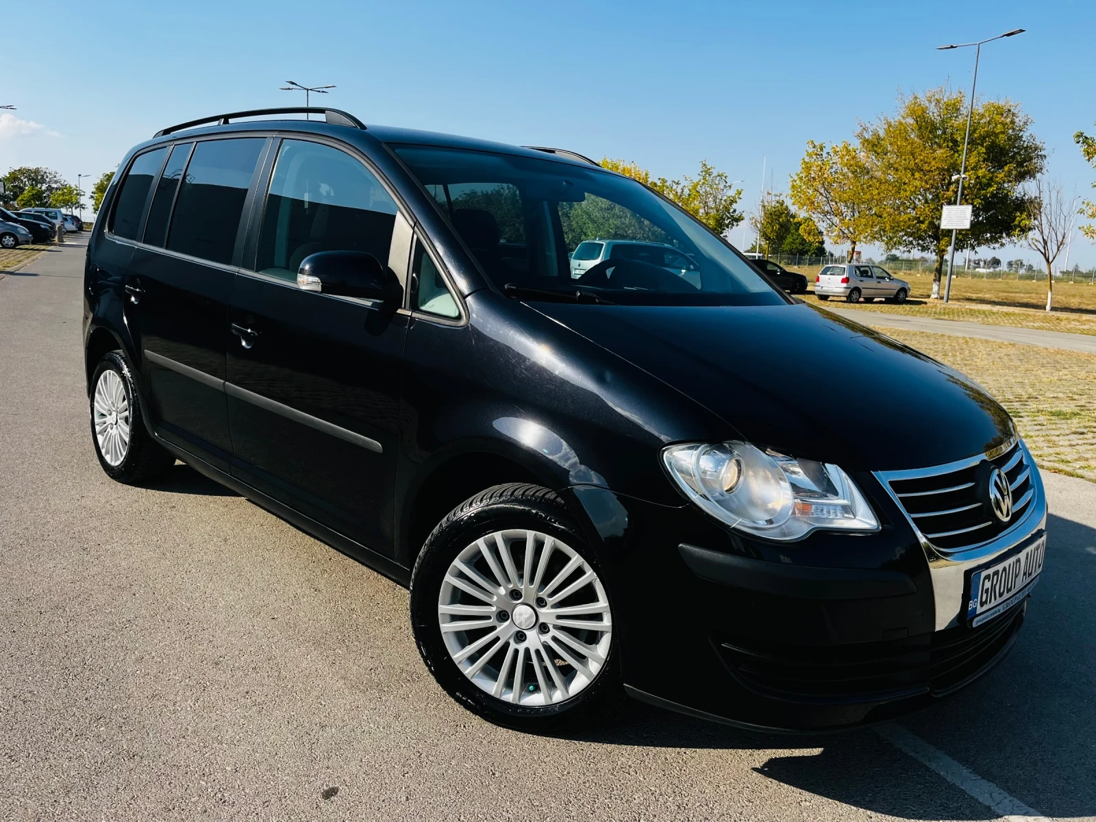 VW Touran 1, 9TDI-105k.c/6+ 1/6ск/АВТОПИЛОТ!!! | Auto.bg — изображение 1 VW Touran 1, 9TDI-105k.c/6+ 1/6ск/АВТОПИЛОТ!!! | Auto.bg — изображение 1