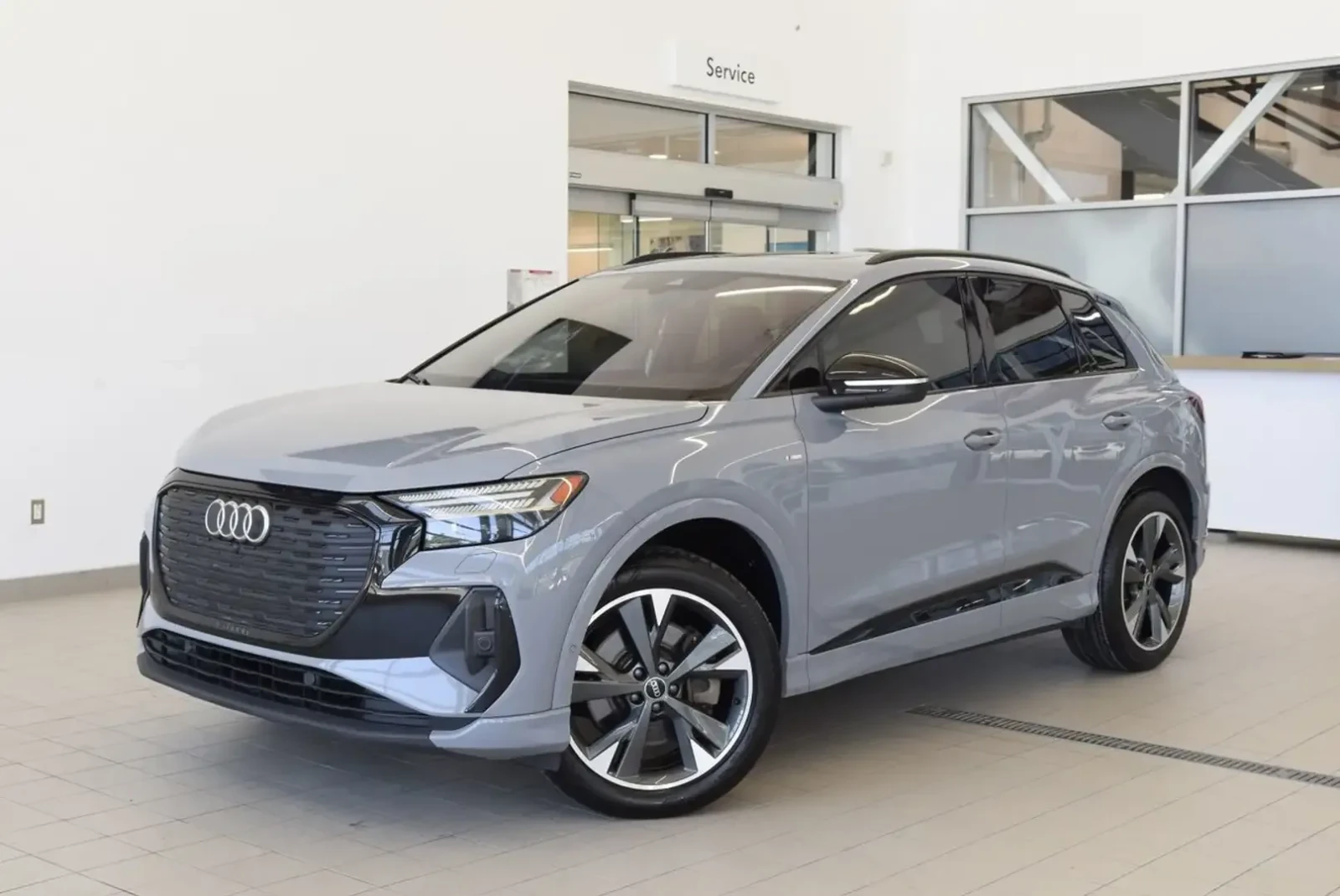 Audi Q4 e-tron 50 quattro/Technik/BLACK OPTIC/КРАЙНА ЦЕНА | Auto.bg — изображение 1 Audi Q4 e-tron 50 quattro/Technik/BLACK OPTIC/КРАЙНА ЦЕНА | Auto.bg — изображение 1
