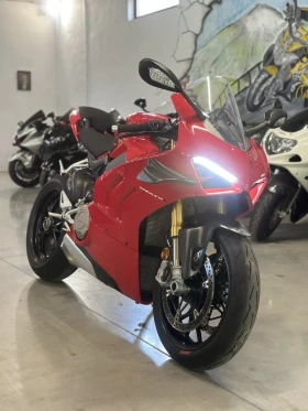 Ducati Panigale V4S