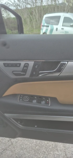 Mercedes-Benz E 350 - 7450 € / 14570.93 лв. - 68942463 7 | Car24.bg Mercedes-Benz E 350 - 7450 € / 14570.93 лв. - 68942463 7