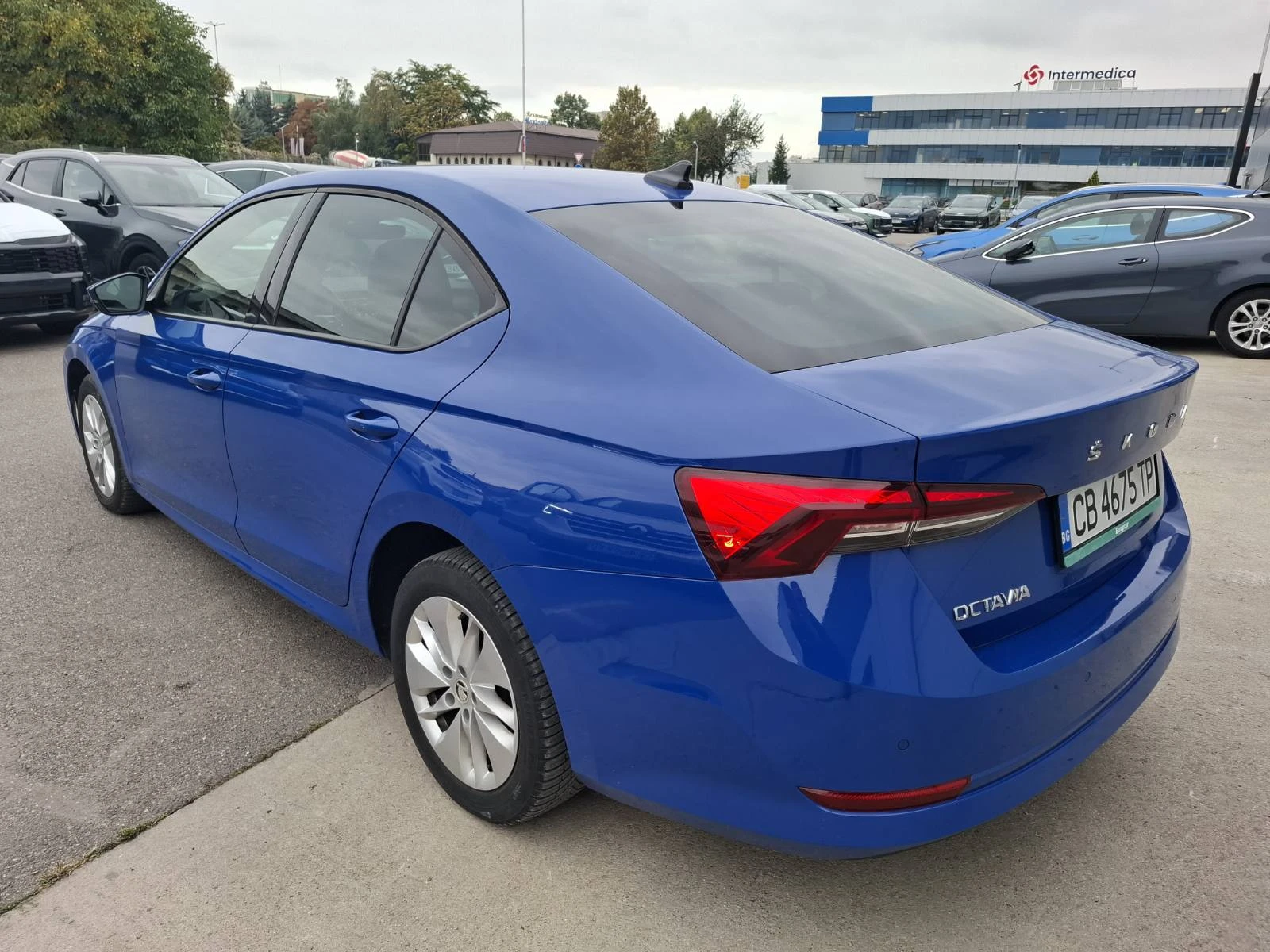 Skoda Octavia 2.0 tdi Гаранция - изображение 6 | Auto.bg Skoda Octavia 2.0 tdi Гаранция - изображение 6