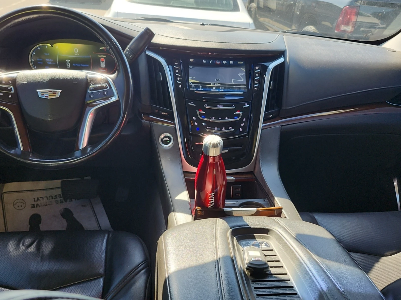 Cadillac Escalade PREMIUM LUXURY * * CARFAX * * АВТО КРЕДИТ * *  - изображение 7 | Auto.bg Cadillac Escalade PREMIUM LUXURY * * CARFAX * * АВТО КРЕДИТ * *  - изображение 7