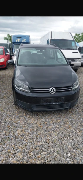VW Touran 2.0 TDI DSG Highline - 7000 € - 60984606 2 | Car24.bg VW Touran 2.0 TDI DSG Highline - 7000 € - 60984606 2