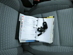 VW Touran 2.0TDI | Auto.bg — изображение 13 VW Touran 2.0TDI | Auto.bg — изображение 13