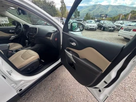 Jeep Cherokee 2.2 TD | Auto.bg — изображение 10 Jeep Cherokee 2.2 TD | Auto.bg — изображение 10