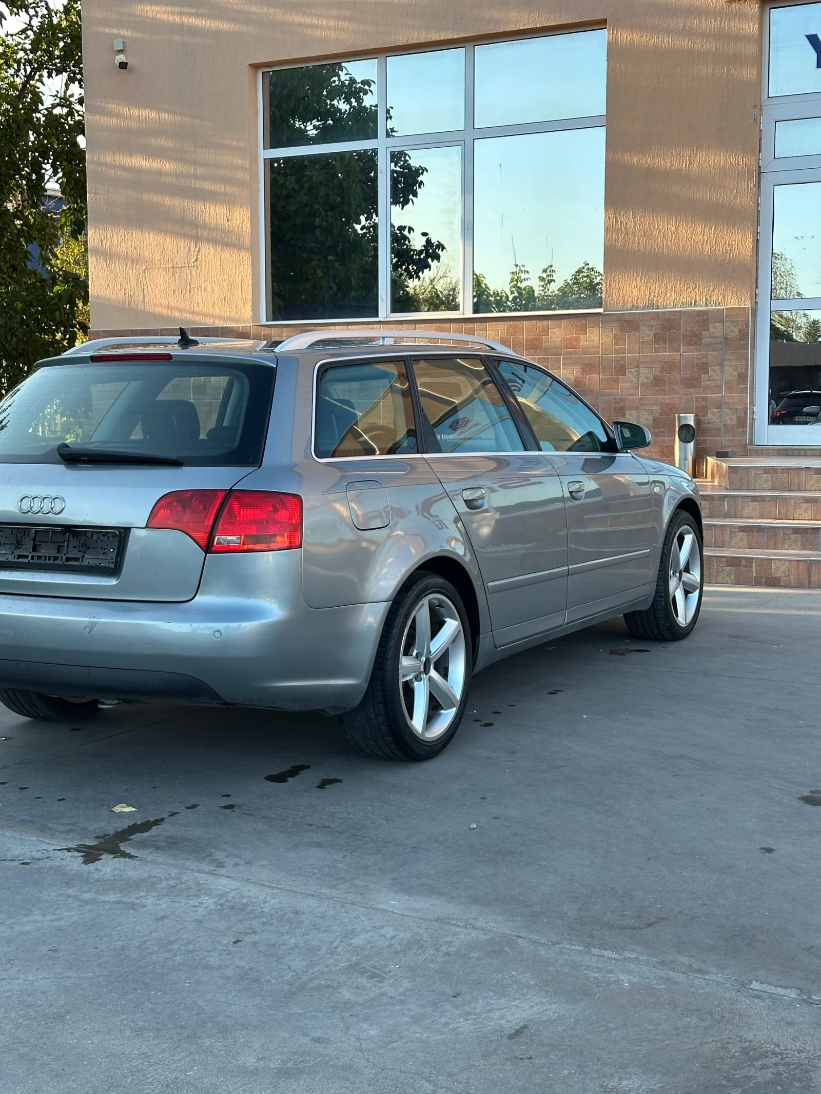 Audi A4 2.0TDI/140к.с/РЪЧКА - изображение 5 | Auto.bg Audi A4 2.0TDI/140к.с/РЪЧКА - изображение 5