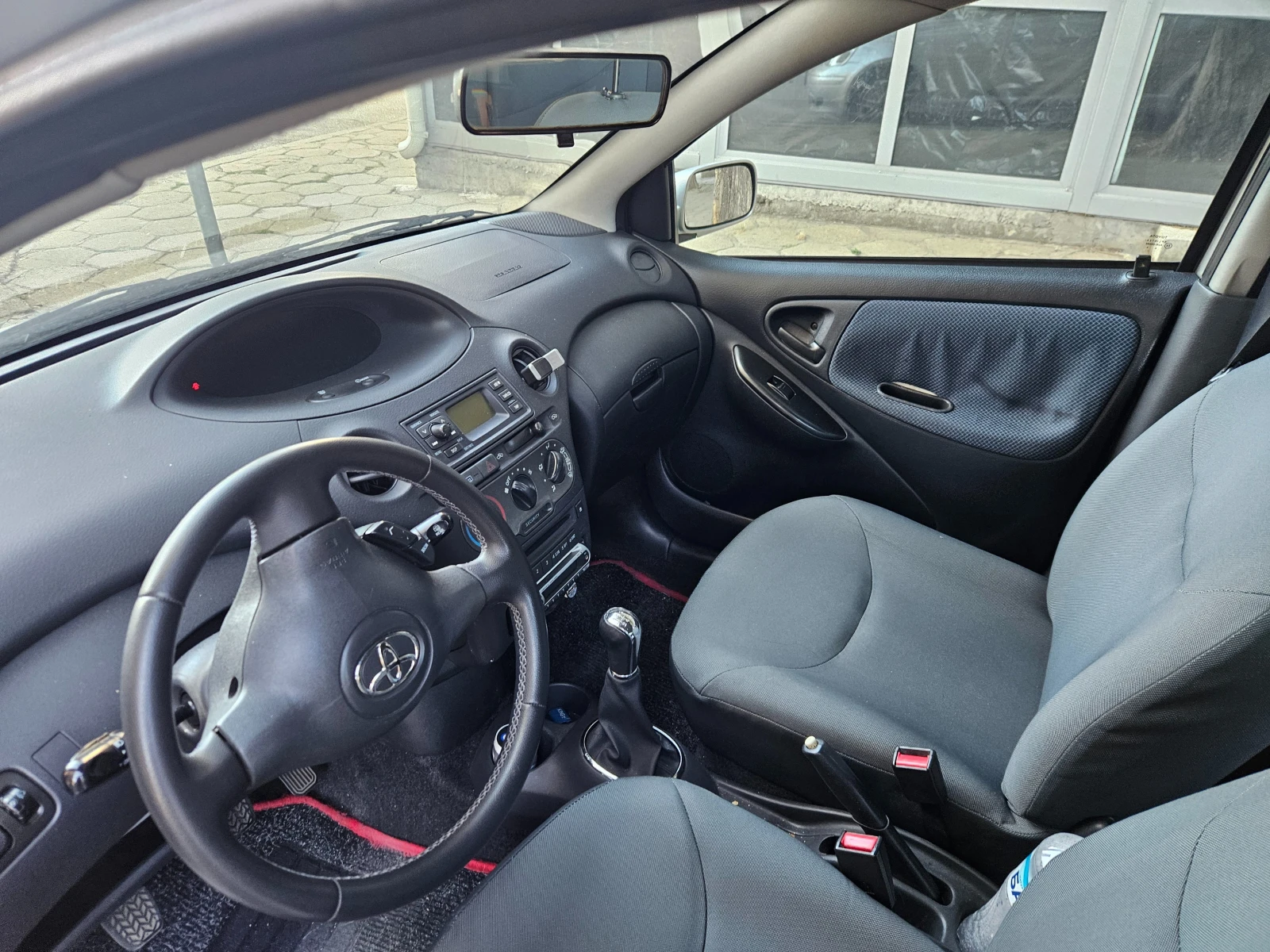 Toyota Yaris  - изображение 9 | Auto.bg Toyota Yaris  - изображение 9