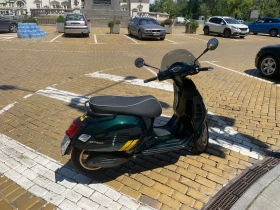 Vespa 300 GTS Racing Sixties | Auto.bg — изображение 3 Vespa 300 GTS Racing Sixties | Auto.bg — изображение 3