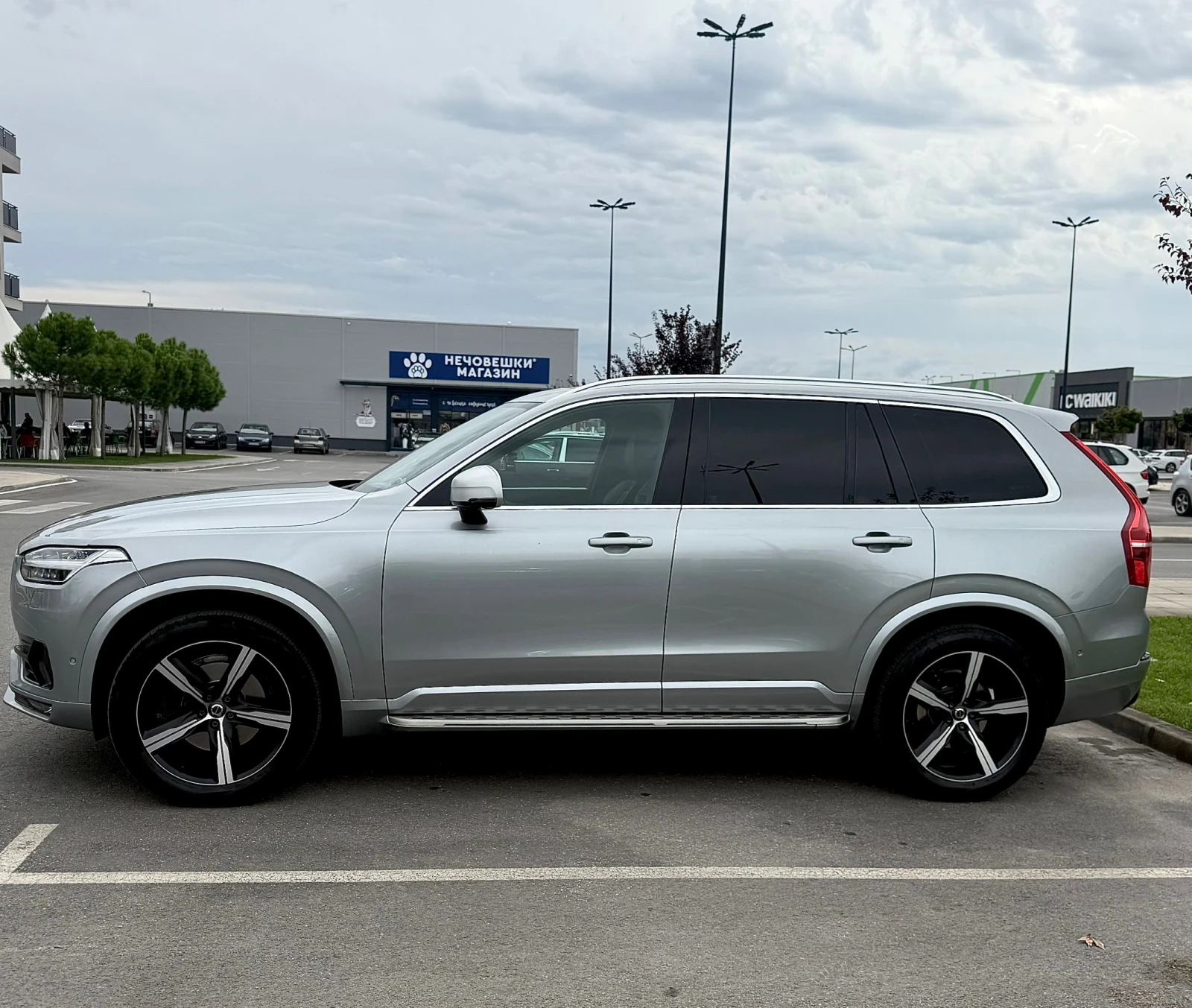 Volvo Xc90 R-design , Bowers&Wilkins, Панорама, FULL - изображение 3 | Auto.bg Volvo Xc90 R-design , Bowers&Wilkins, Панорама, FULL - изображение 3