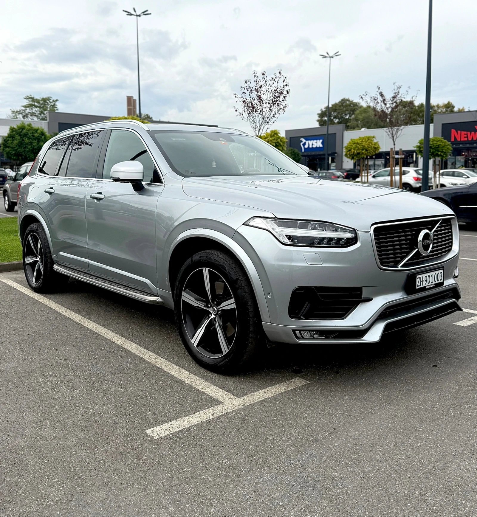 Volvo Xc90 R-design , Bowers&Wilkins, Панорама, FULL - изображение 8 | Auto.bg Volvo Xc90 R-design , Bowers&Wilkins, Панорама, FULL - изображение 8