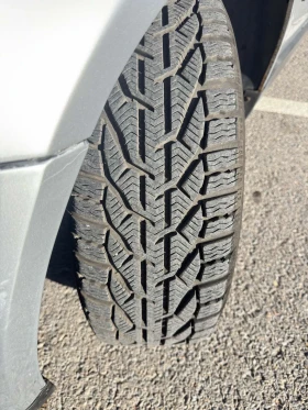 VW Passat 2.8 V6 4 motion - 3599 лв. / 1840.14 € - 21531821 15 | Car24.bg VW Passat 2.8 V6 4 motion - 3599 лв. / 1840.14 € - 21531821 15