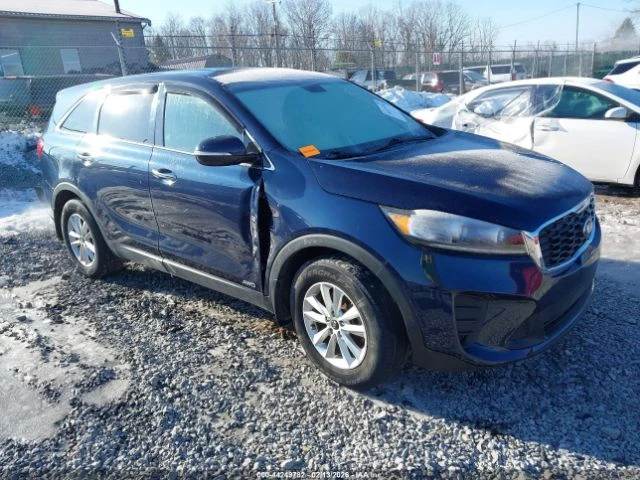 Kia Sorento 2.4 AWD/ ФИНАНСИРАНЕ ОТ 204 ЕВРО НА МЕСЕЦ - 8300 € / 16233.39 лв. - 60070111 1 | Car24.bg Kia Sorento 2.4 AWD/ ФИНАНСИРАНЕ ОТ 204 ЕВРО НА МЕСЕЦ - 8300 € / 16233.39 лв. - 60070111 1