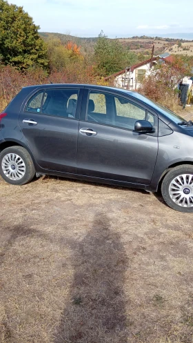 Toyota Yaris 1.3 VVT I ГАЗ 6 скорости - 5600 € - 69177834 2 | Car24.bg Toyota Yaris 1.3 VVT I ГАЗ 6 скорости - 5600 € - 69177834 2