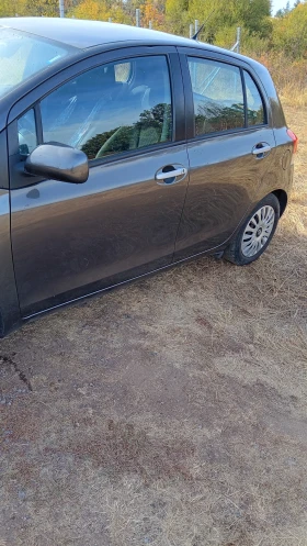 Toyota Yaris 1.3 VVT I ГАЗ 6 скорости - 5600 € - 69177834 3 | Car24.bg Toyota Yaris 1.3 VVT I ГАЗ 6 скорости - 5600 € - 69177834 3