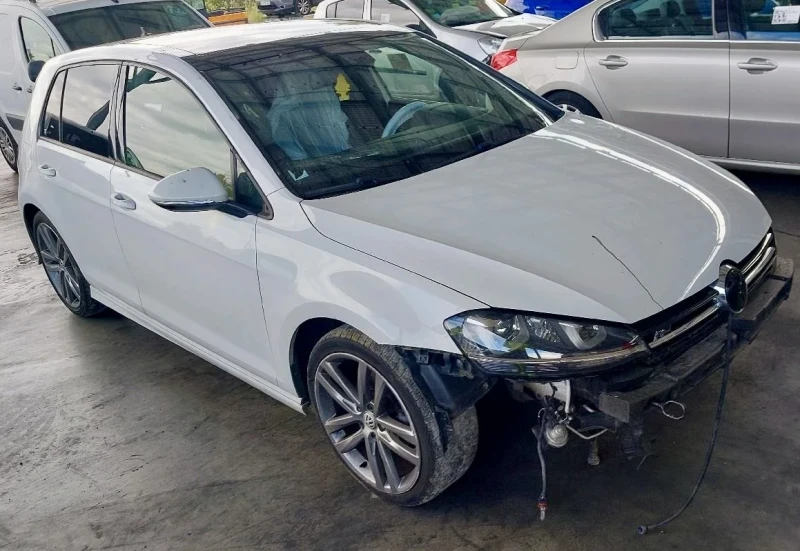 VW Golf R LINE EURO6 LED AUTOMATIC - 13900 лв. / 7106.96 € - 94933962 1 | Car24.bg VW Golf R LINE EURO6 LED AUTOMATIC - 13900 лв. / 7106.96 € - 94933962 1
