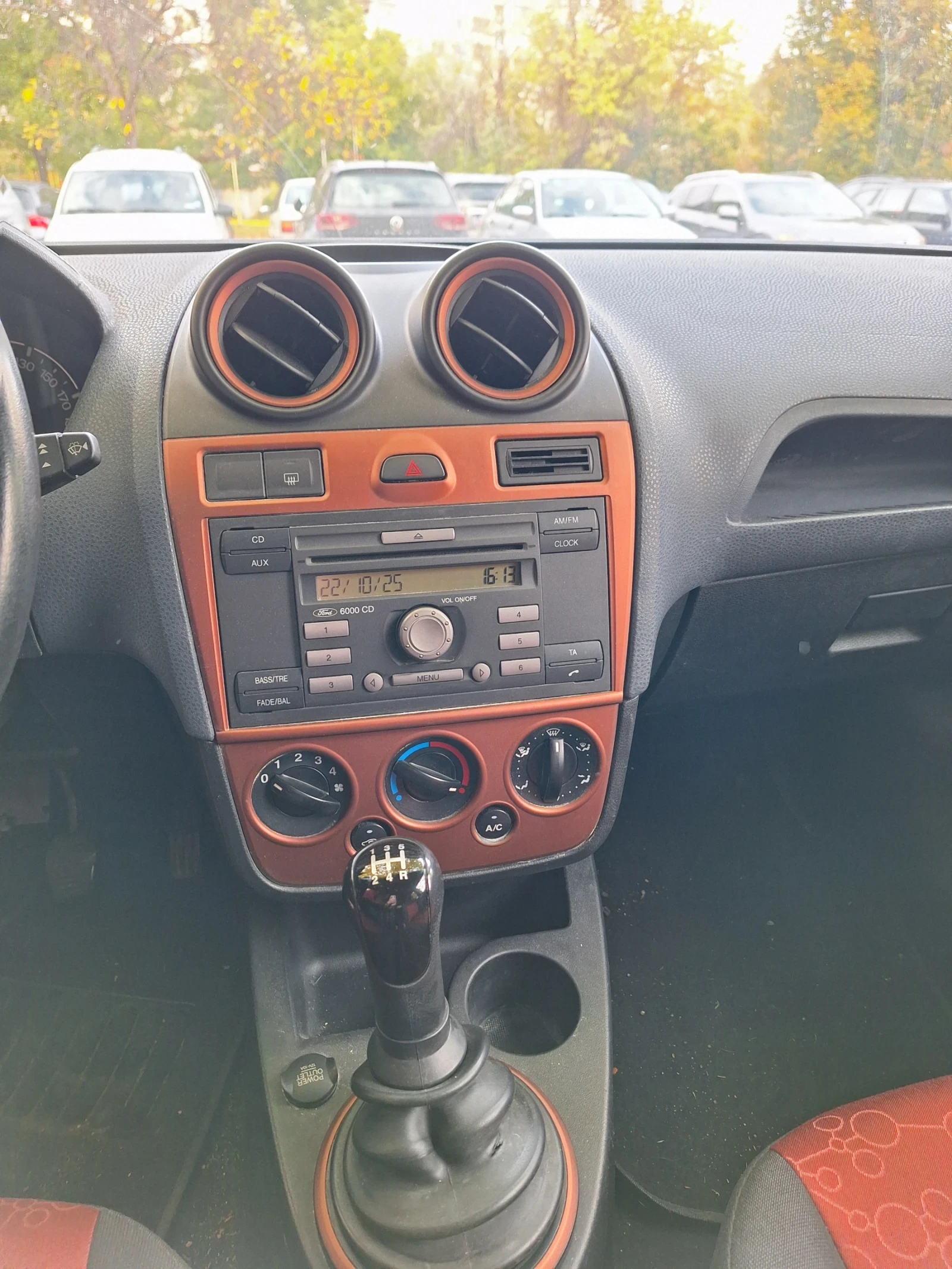 Ford Fiesta  - изображение 6 | Auto.bg Ford Fiesta  - изображение 6