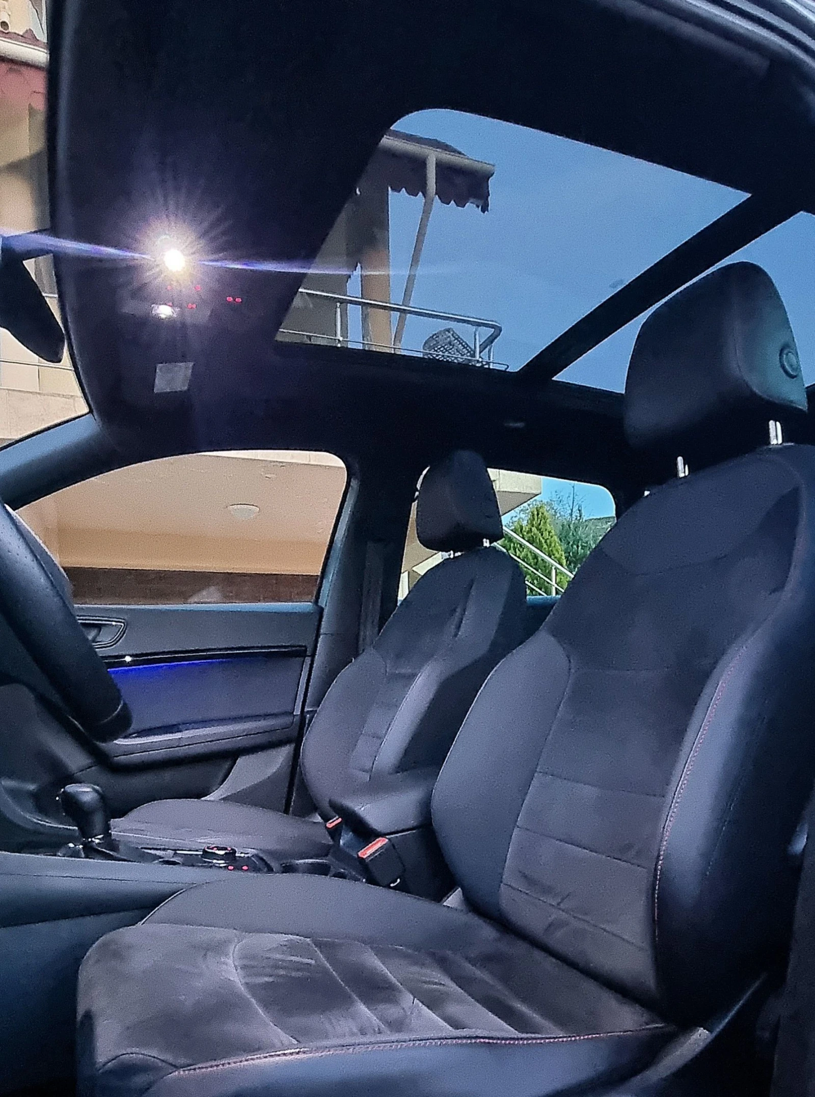 Seat Ateca FR/4Drive/LED/Pano/1-ви собственик/ - изображение 10 | Auto.bg Seat Ateca FR/4Drive/LED/Pano/1-ви собственик/ - изображение 10