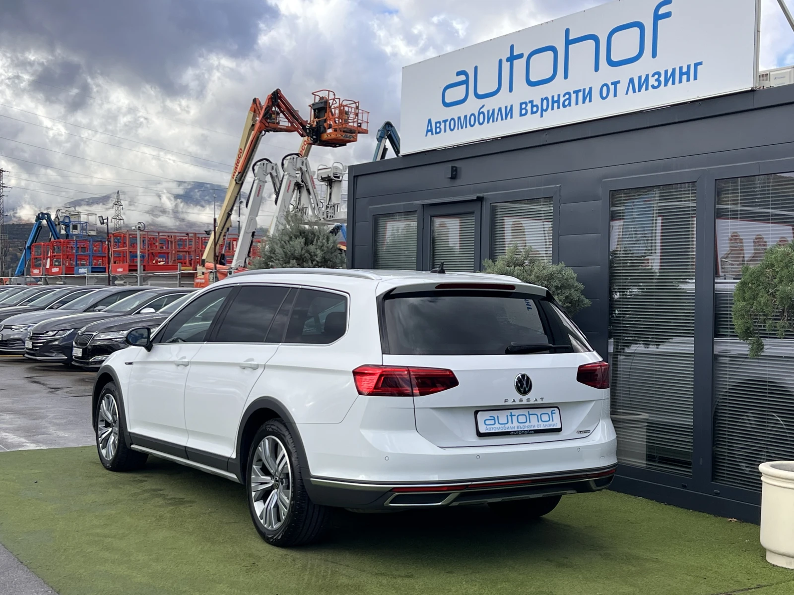 VW Passat ALLTRACK/2.0TDI/200K.C./7AT/4X4/N1 - изображение 3 | Auto.bg VW Passat ALLTRACK/2.0TDI/200K.C./7AT/4X4/N1 - изображение 3