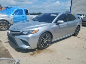 Toyota Camry SE 2WD Hybryd