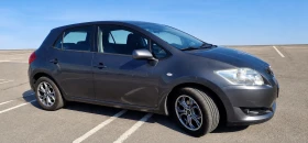 Toyota Auris Бензин/ГАЗ/LPG
