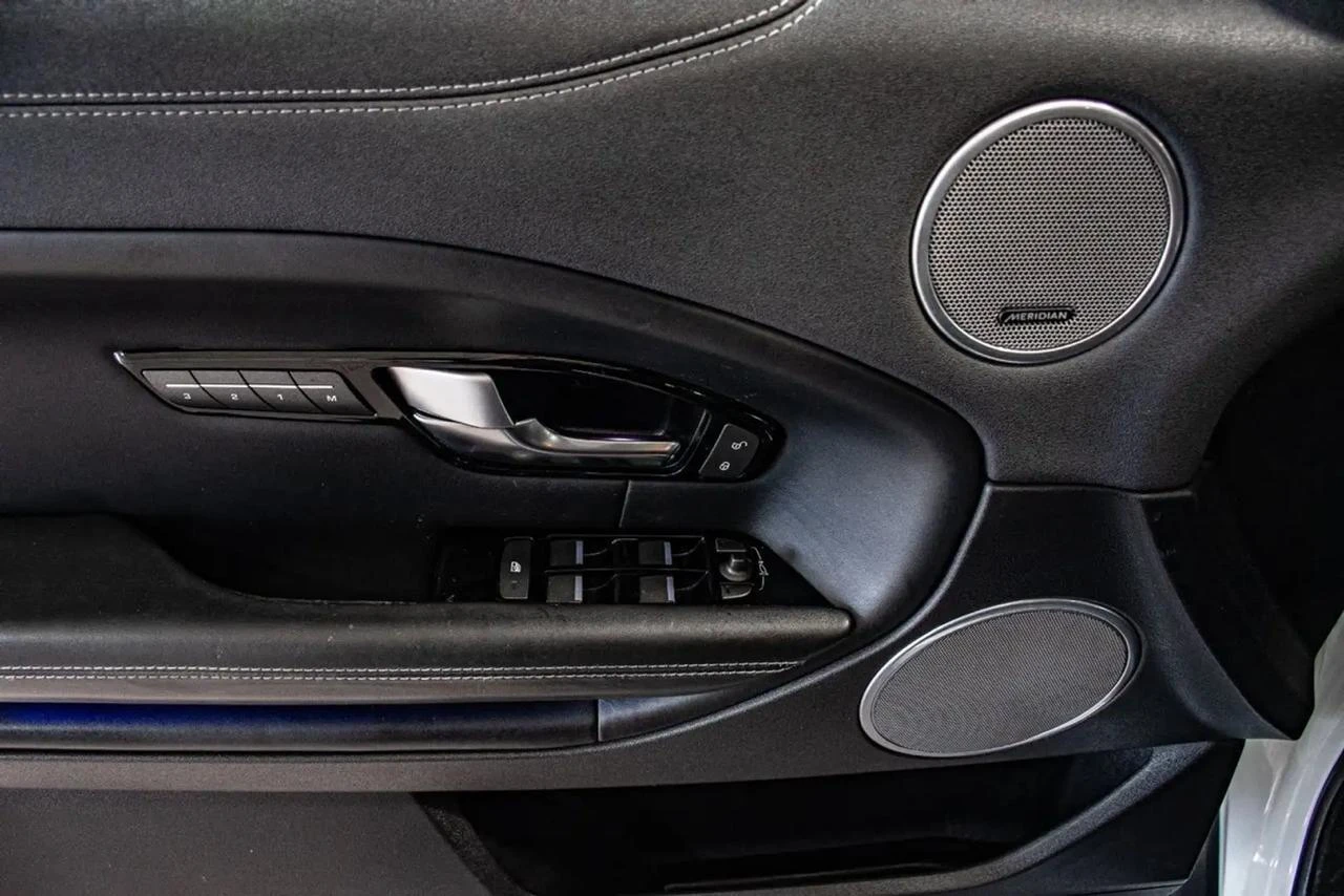Land Rover Range Rover Evoque 90000КМ!* Keyless* Meridian* HeadUp*  - изображение 10 | Auto.bg Land Rover Range Rover Evoque 90000КМ!* Keyless* Meridian* HeadUp*  - изображение 10