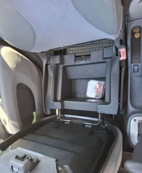 Nissan Micra 1.4i Автоматик - 3600 € / 7040.99 лв. - 35529001 15 | Car24.bg Nissan Micra 1.4i Автоматик - 3600 € / 7040.99 лв. - 35529001 15