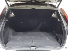 Volvo XC40 B4 Momentum | Auto.bg — изображение 17 Volvo XC40 B4 Momentum | Auto.bg — изображение 17