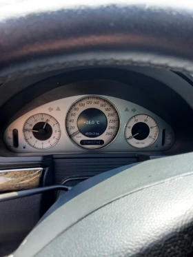 Mercedes-Benz E 220 - 4200 € - 37208920 5 | Car24.bg Mercedes-Benz E 220 - 4200 € - 37208920 5