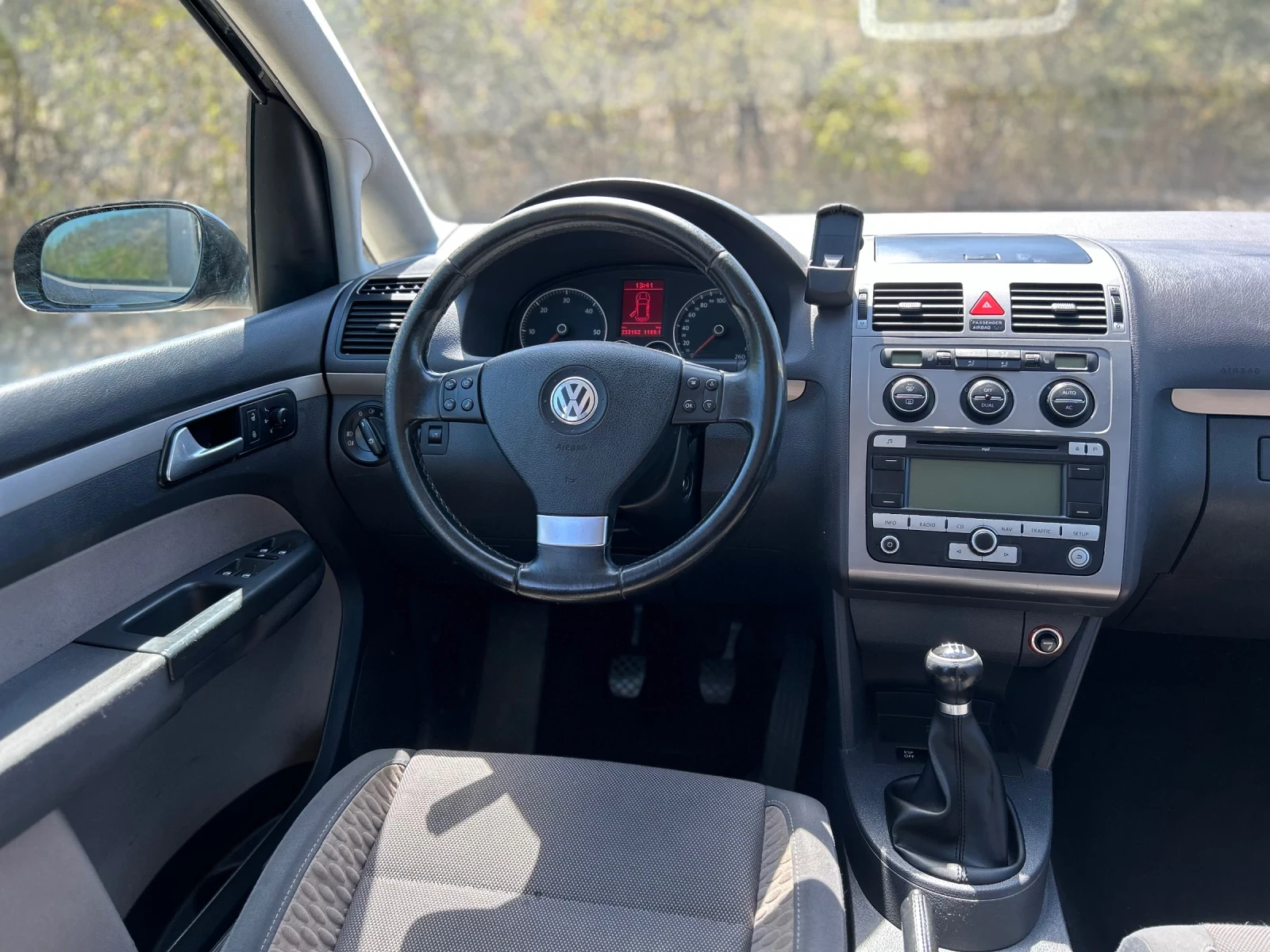 VW Touran Cross 2.0tdi 170 - изображение 10 | Auto.bg VW Touran Cross 2.0tdi 170 - изображение 10