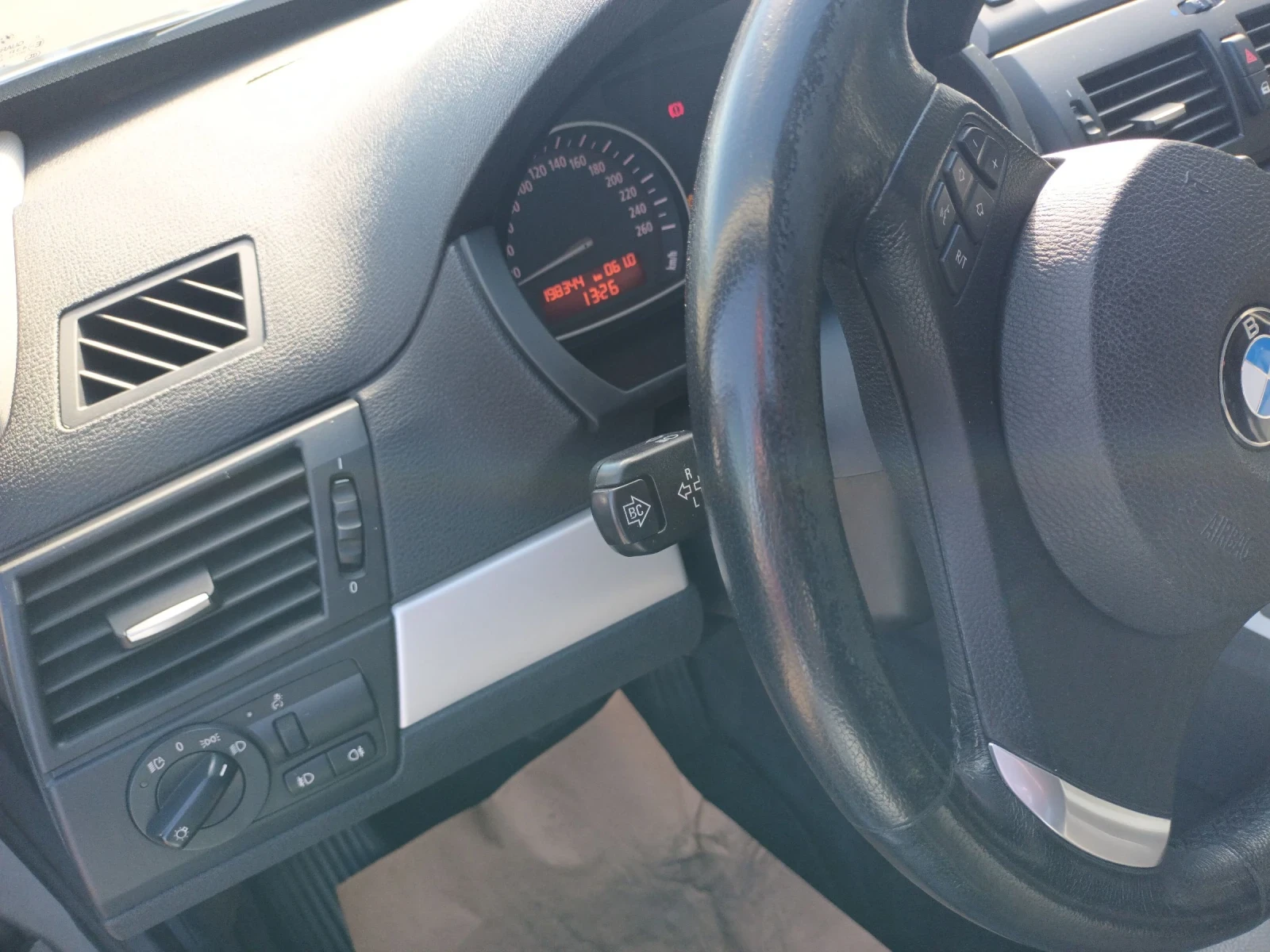 BMW X3 2.5si, 218k.c.Face Lift;автоматик, навигация - изображение 8 | Auto.bg BMW X3 2.5si, 218k.c.Face Lift;автоматик, навигация - изображение 8