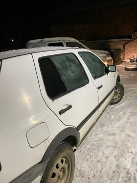 VW Golf - 750 € / 1466.87 лв. - 85637865 4 | Car24.bg VW Golf - 750 € / 1466.87 лв. - 85637865 4