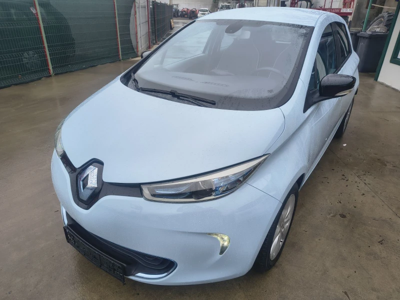 Renault Zoe 22 kWh - 6650 € / 13006.27 лв. - 11047001 1 | Car24.bg Renault Zoe 22 kWh - 6650 € / 13006.27 лв. - 11047001 1