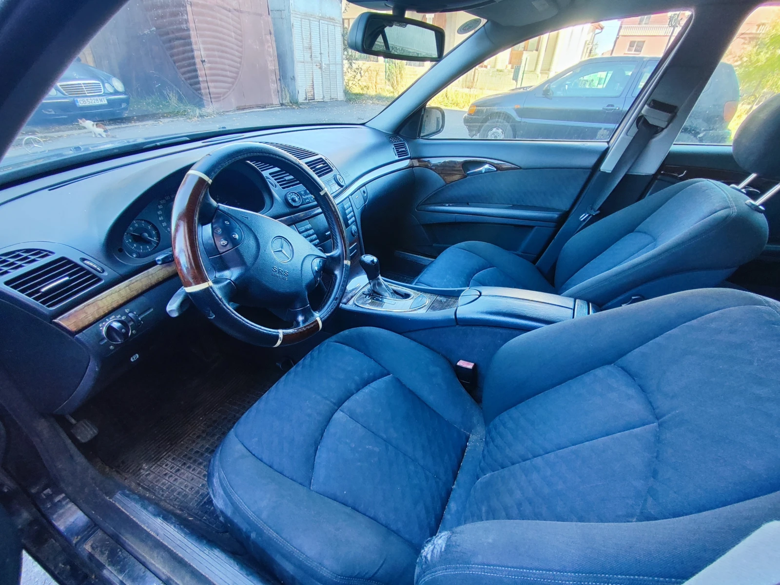 Mercedes-Benz E 220 2.2CDI, НА ЧАСТИ - изображение 5 | Auto.bg Mercedes-Benz E 220 2.2CDI, НА ЧАСТИ - изображение 5