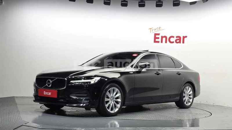 Volvo S90 T5 MOMENTUM HEAD UP/PANORAMA/360CAM - 14590 € / 28535.56 лв. - 30152309 1 | Car24.bg Volvo S90 T5 MOMENTUM HEAD UP/PANORAMA/360CAM - 14590 € / 28535.56 лв. - 30152309 1