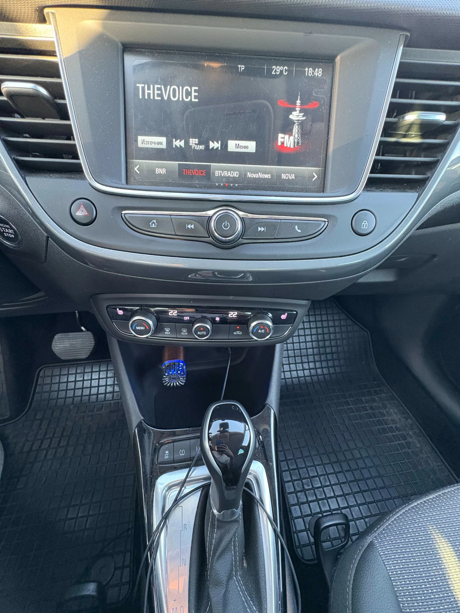 Opel Crossland X Elegance 1.2 AT6 MY22 - изображение 10 | Auto.bg Opel Crossland X Elegance 1.2 AT6 MY22 - изображение 10