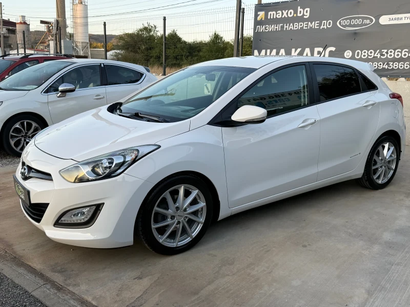 Hyundai I30 1.4CRDI-90К.С EURO5* ORIGINAL KM* NEW* NEW* NEW - 5900 € - 51586411 1 | Car24.bg Hyundai I30 1.4CRDI-90К.С EURO5* ORIGINAL KM* NEW* NEW* NEW - 5900 € - 51586411 1