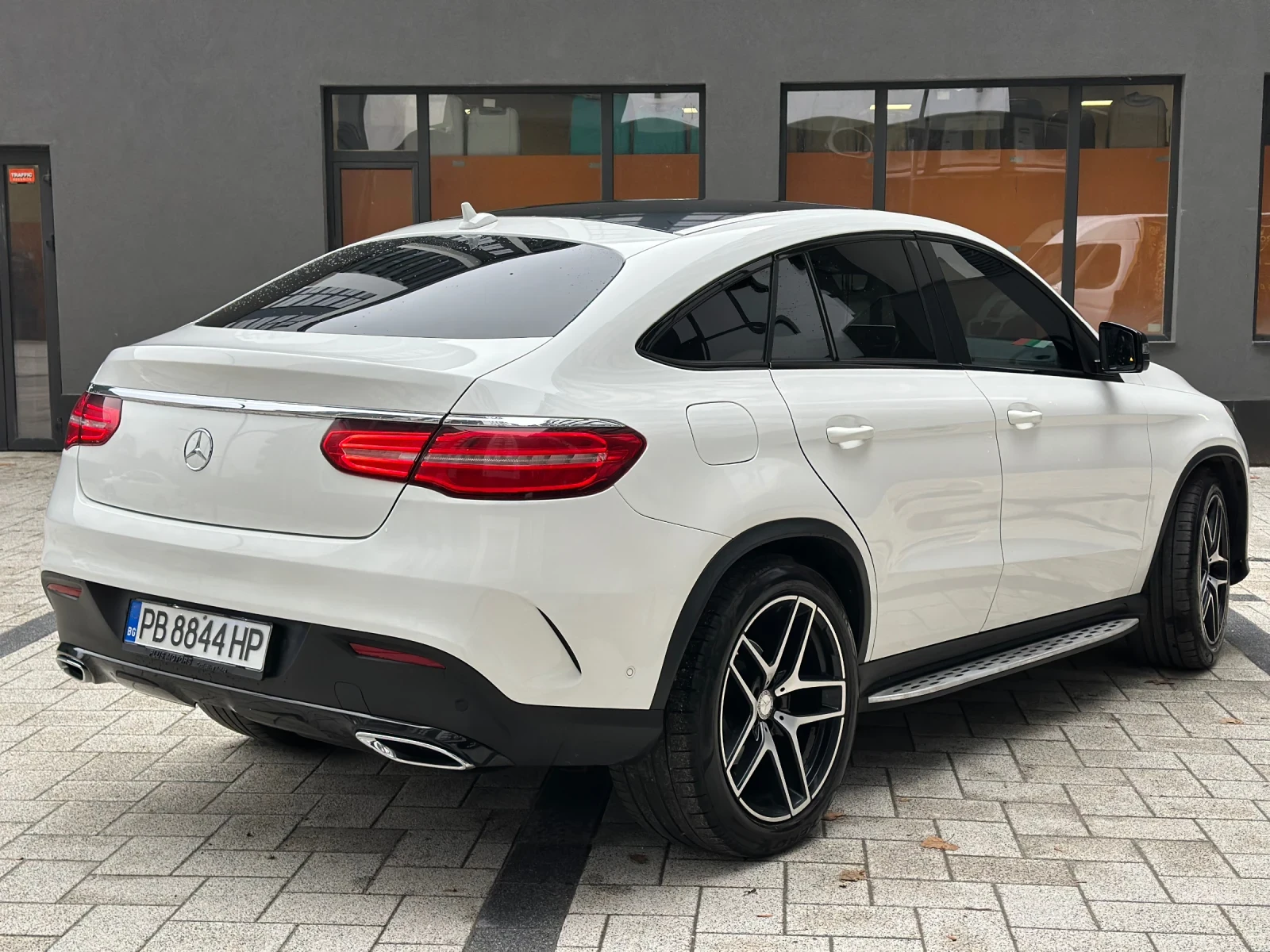 Mercedes-Benz GLE 350 AMG LINE - изображение 4 | Auto.bg Mercedes-Benz GLE 350 AMG LINE - изображение 4