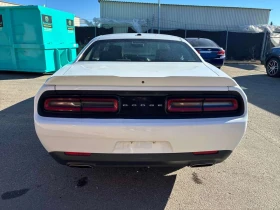 Dodge Challenger SXT Plus * АВТОКРЕДИТ БЕЗ ПЪРВОНАЧАЛНА ВНОСКА* - 18500 € - 75928707 4 | Car24.bg Dodge Challenger SXT Plus * АВТОКРЕДИТ БЕЗ ПЪРВОНАЧАЛНА ВНОСКА* - 18500 € - 75928707 4