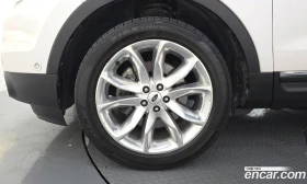 Ford Explorer 3.5 Limited 4WD 5th - 8874 € - 64338809 5 | Car24.bg Ford Explorer 3.5 Limited 4WD 5th - 8874 € - 64338809 5