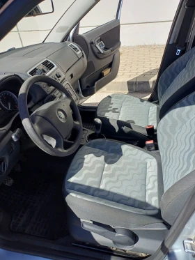Skoda Fabia - 2500 € - 38486663 8 | Car24.bg Skoda Fabia - 2500 € - 38486663 8