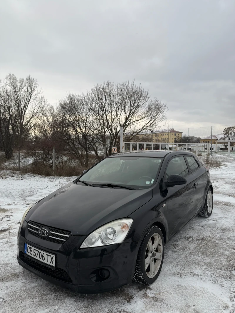 Kia Ceed Продавам Kia Ceed 1.4 бензин, 2009 г. Автомобилът - 2000 € / 3911.66 лв. - 52967388 1 | Car24.bg Kia Ceed Продавам Kia Ceed 1.4 бензин, 2009 г. Автомобилът - 2000 € / 3911.66 лв. - 52967388 1