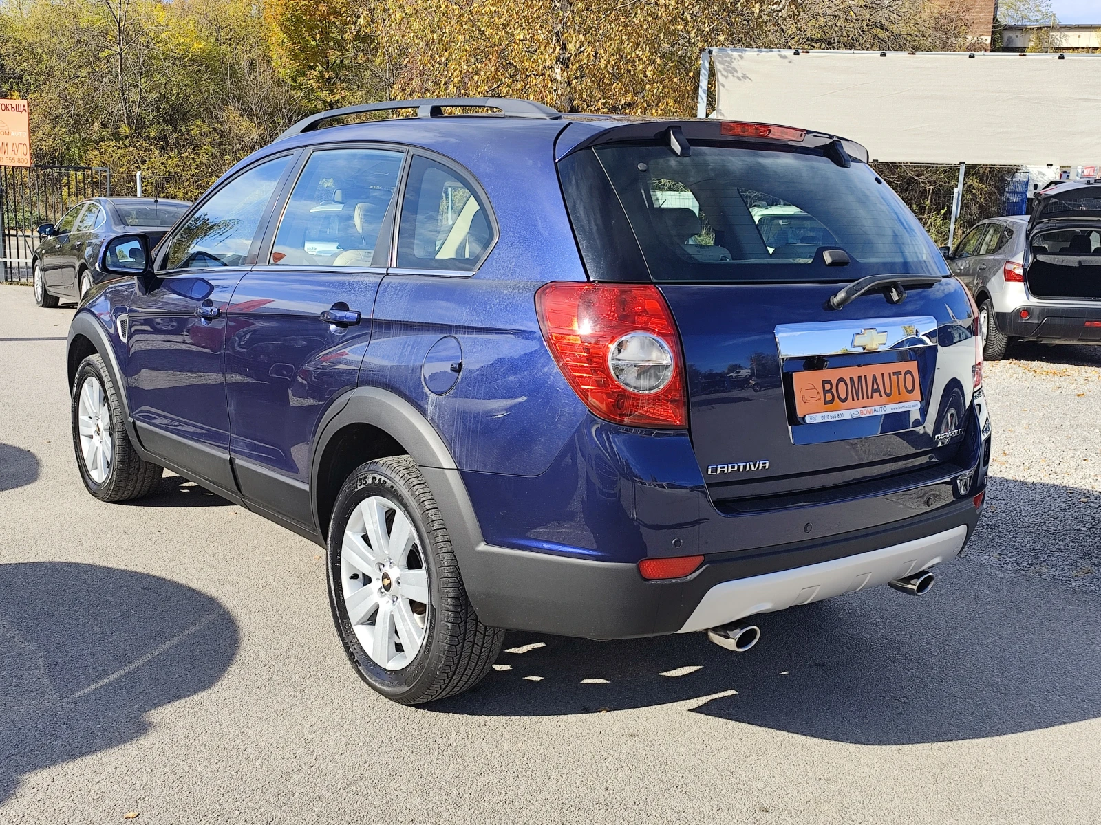 Chevrolet Captiva 2.0VCDI* 4X4* 7 МЕСТА* АВТОМАТИК* КОЖА*  - изображение 6 | Auto.bg Chevrolet Captiva 2.0VCDI* 4X4* 7 МЕСТА* АВТОМАТИК* КОЖА*  - изображение 6